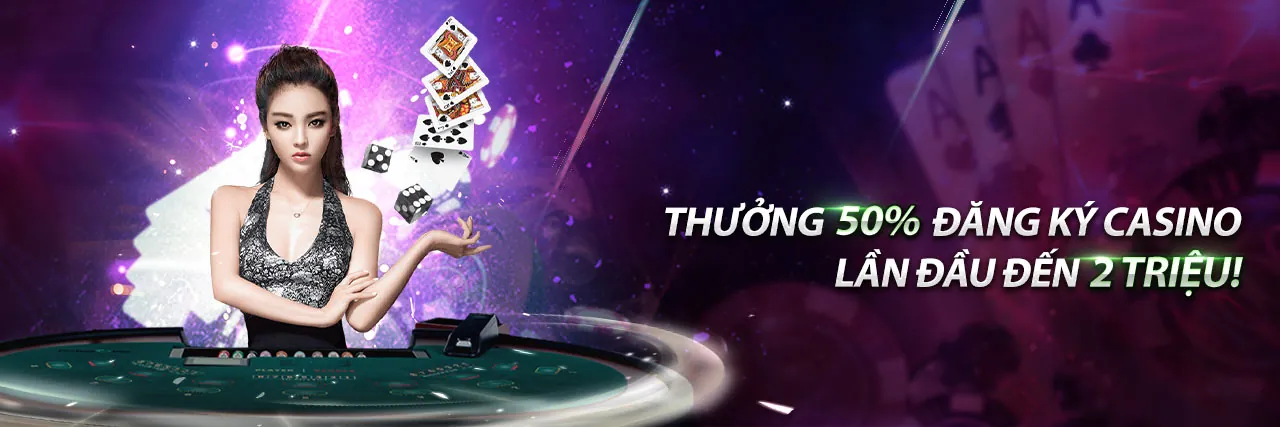 Hình ảnh chủ đạo ông trùm poker, bàn poker chuyên nghiệp với chip và lá bài
